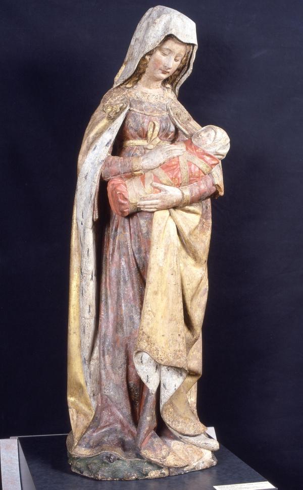 <p><strong><em>Vierge à l’enfant (dite Vierge Bulliot)</em>, attribuée à Claux de Werve</strong>, second quart du XV<sup>e</sup> siècle, calcaire polychrome, provenant de la chapelle paroissiale de l’église Notre-Dame-du-Chatel, Autun, hauteur 117 cm.</p>
